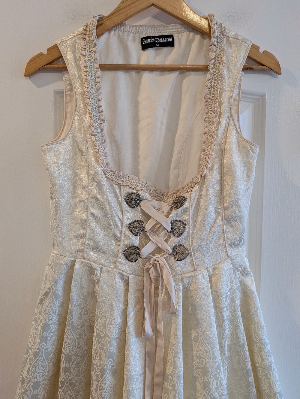 Scarlett Darkness Drindl Dress Floral Oktoberfest Cosplay Beer Maid Cream Size M - Picture 3 of 16